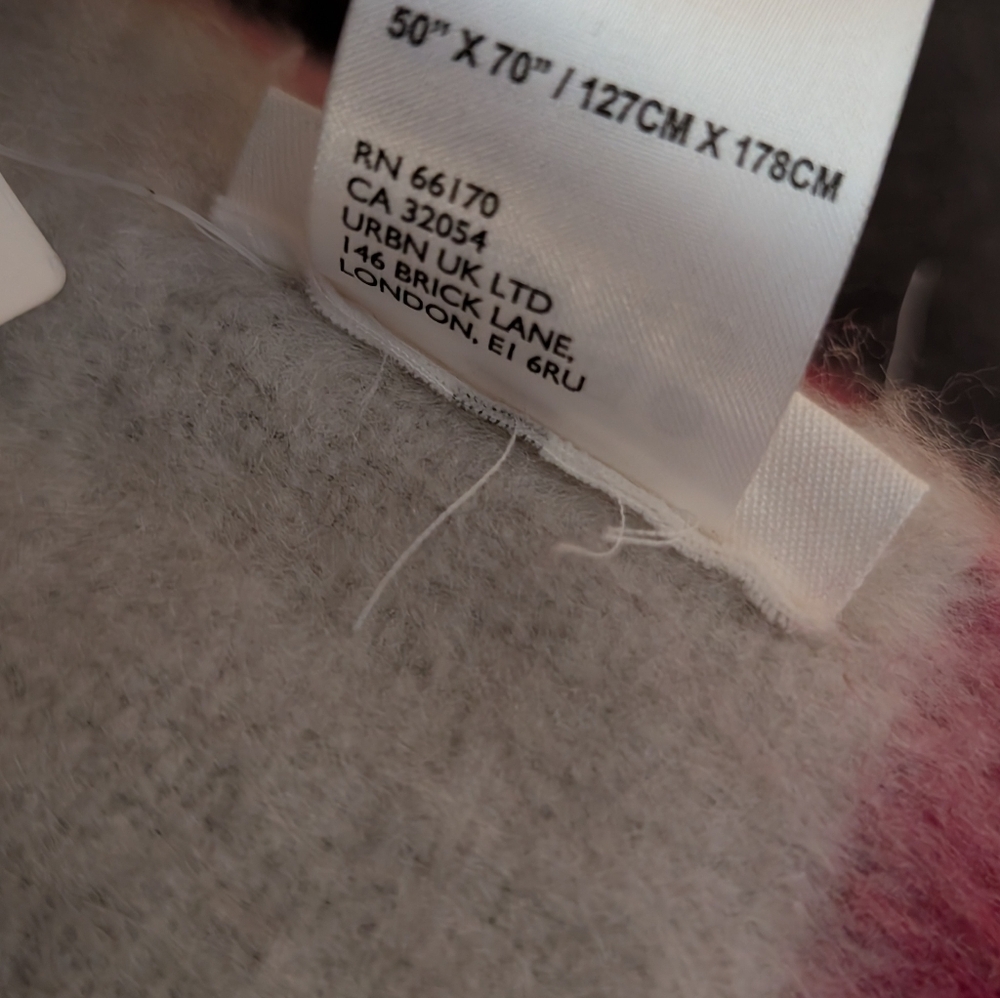 Anthropologie Soft Beige Plaid Throw - Picture 3 of 3